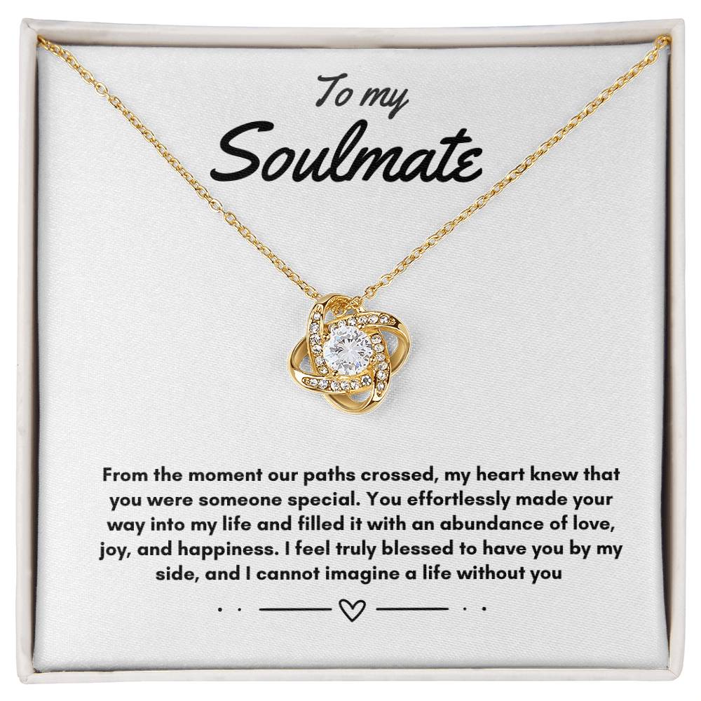 A special necklace for your soulmate