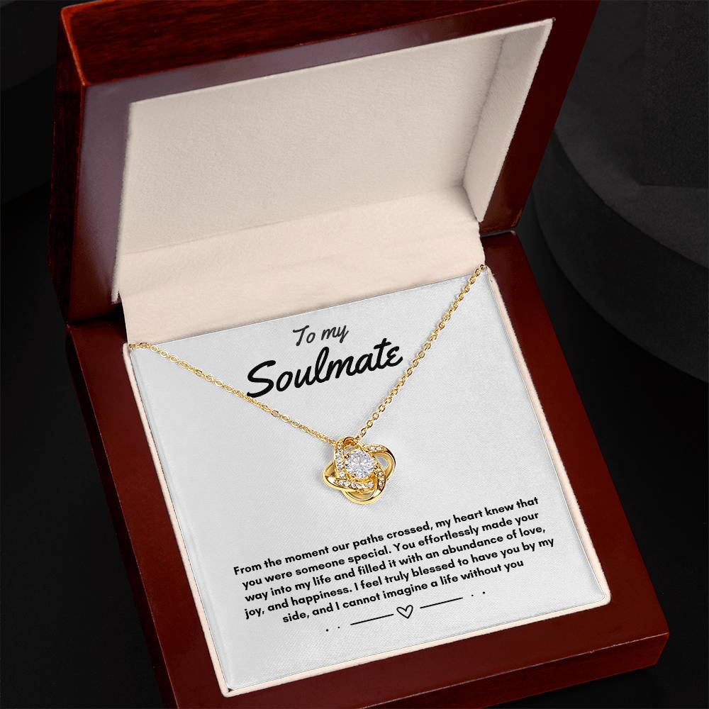 A special necklace for your soulmate